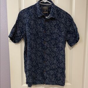 Quiksilver Waterman Navy Blue Floral Button Down Shirt
